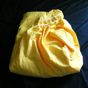 60" x 80" yellow FITTED BOTTOM SHEET